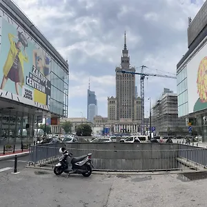 W Centrum Warszawy I Warszawa