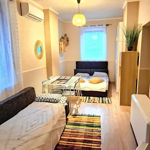  Apartament Night Host Trzebnicka 56 Free Parking Polska